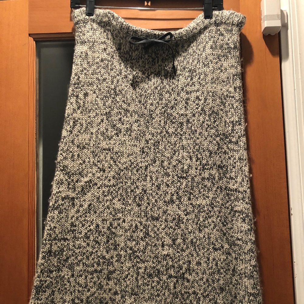 Sweater skirt